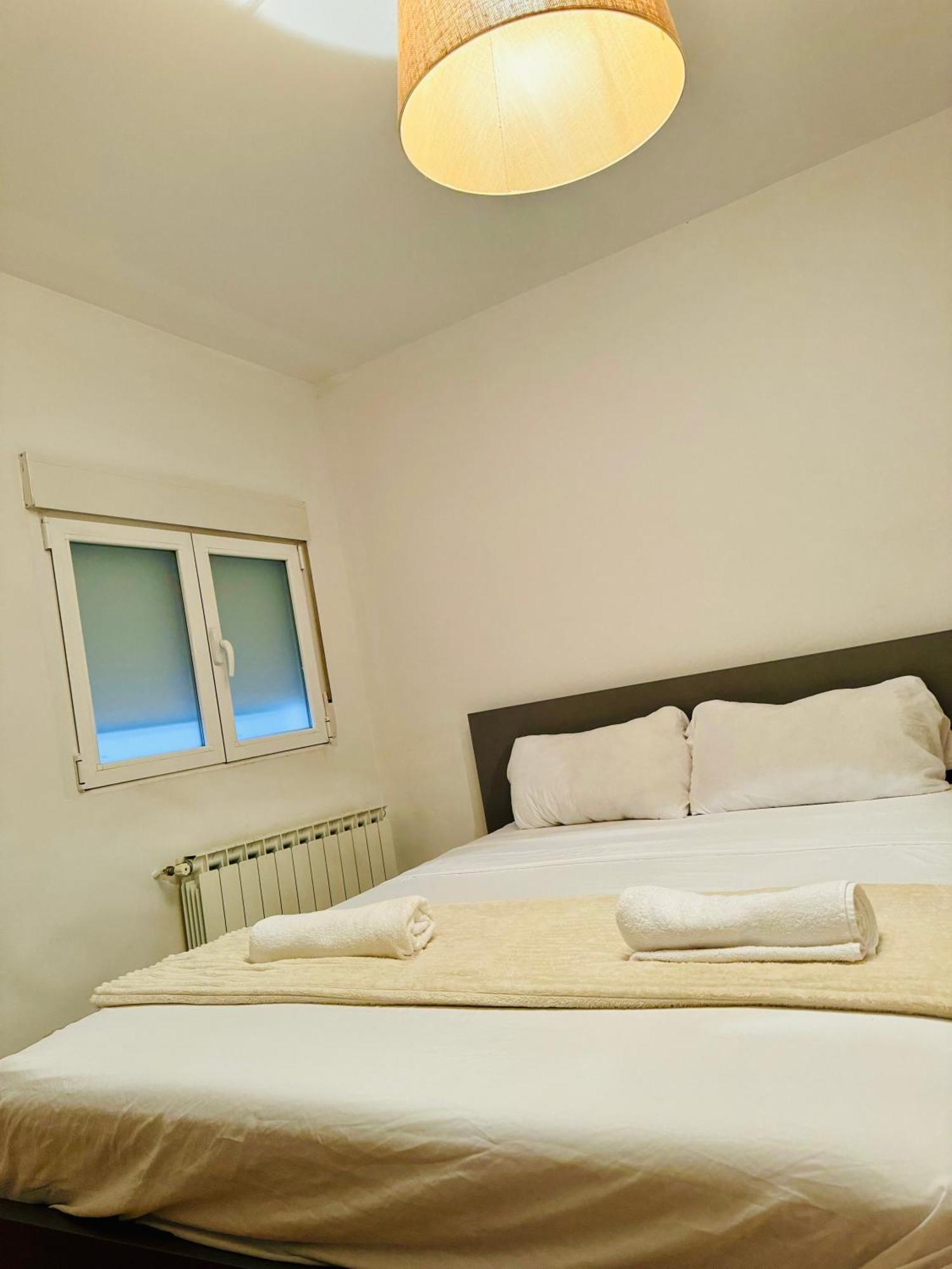 Apartmán Pisos Familiares Barajas Madrid Exteriér fotografie